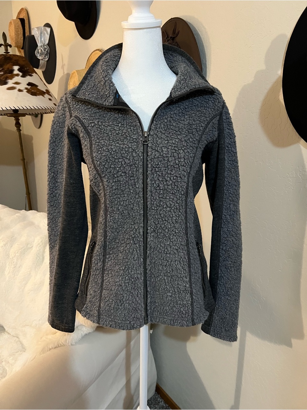 KÜHL Women’s Kozet Full-Zip Sherpa Jacket in Charcoal/Heather Gray Small